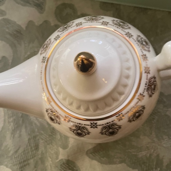 NIB Lenox Disney Aladdin Magic Lamp Tea For One - Picture 3 of 10